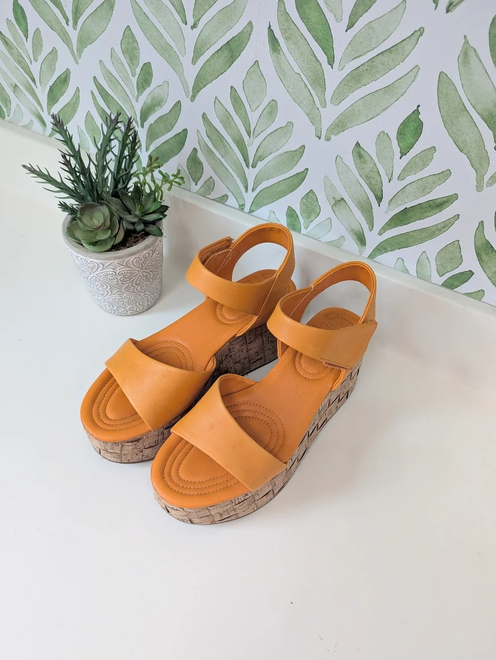 Sarto Women's Orange Cork Platform Sandals 8.5 Leather Upper Demi 2